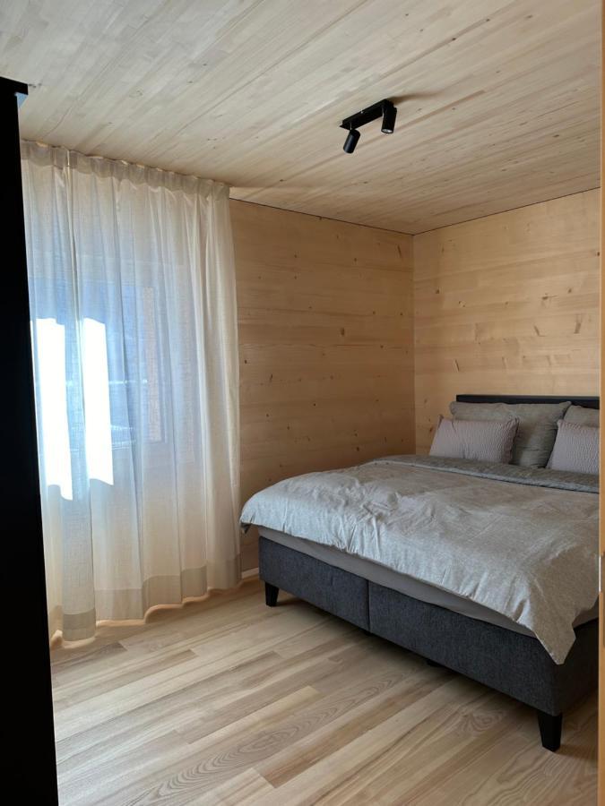 Mondholz Ferienwohnung Andermatt Exterior foto
