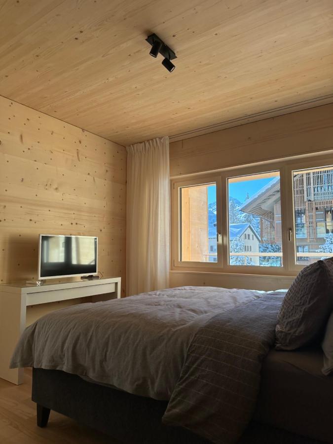Mondholz Ferienwohnung Andermatt Exterior foto