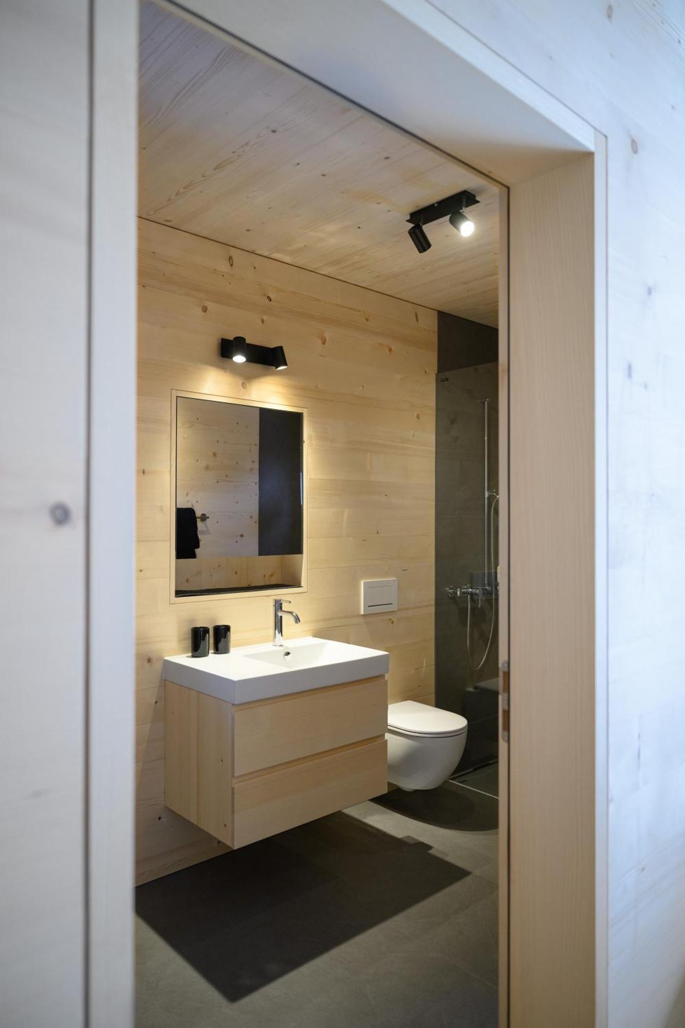 Mondholz Ferienwohnung Andermatt Exterior foto